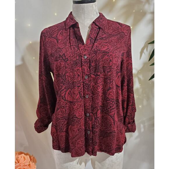 Rock & Republic Womens Rose Floral Button Hi-Low Top Size S Red Vamp Whimsigoth - Picture 1 of 13